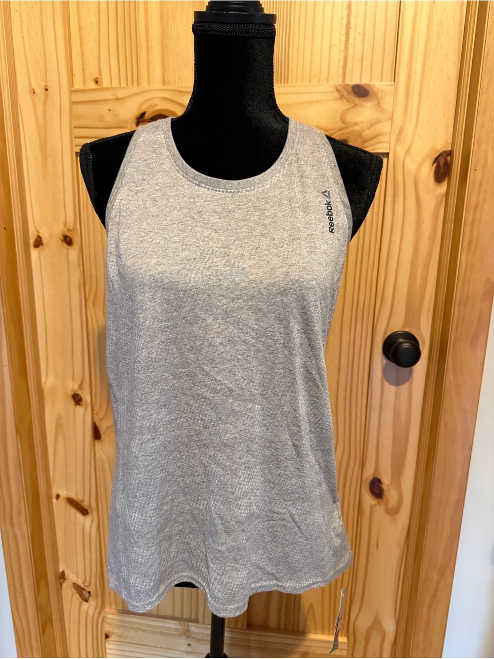 Reebok Women’s Gray Performance Tank Top, El Burnout Tank, size M